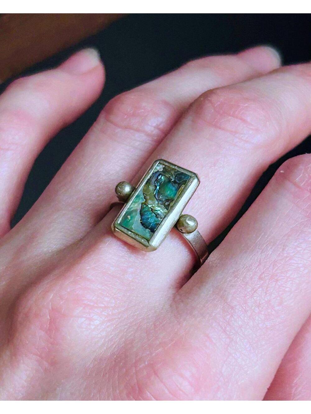 Vintage Abalone Shell Ring Rectangular Inlay Silver Tone Size 6.5 - Picture 1 of 5